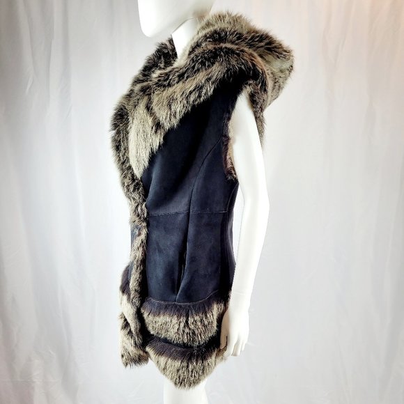 Donna Karan Reversible Lamb Vest - Picture 5 of 14